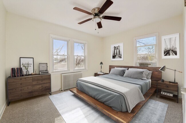 Foto del edificio - 5183 Independence St