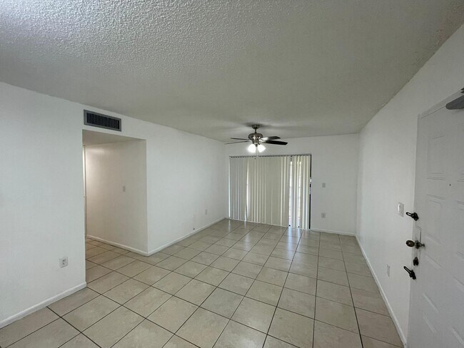 Building Photo - 15039 SW 71st Ln