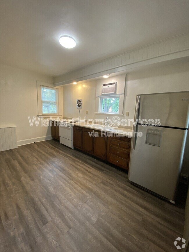 Building Photo - 525 S Lafayette St