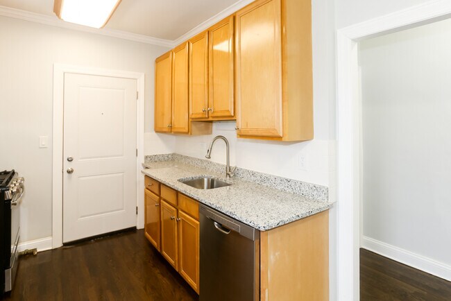 Foto del edificio - 6114 N Winthrop