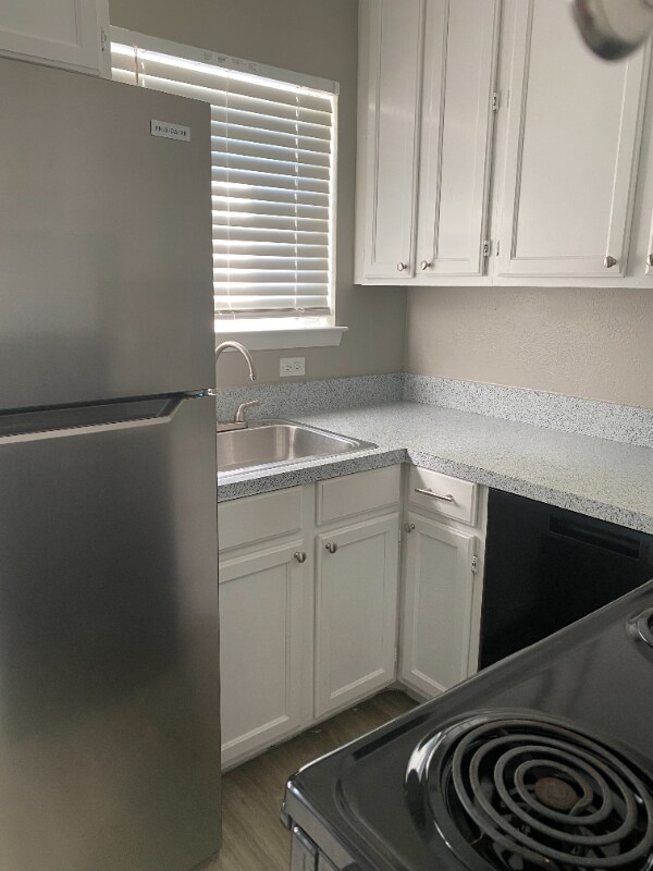Building Photo - 2409 Ridgmar Plaza