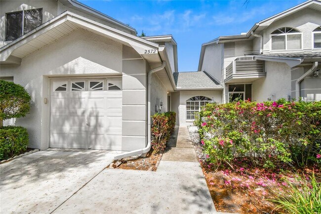 Building Photo - 2572 Stony Brook Ln