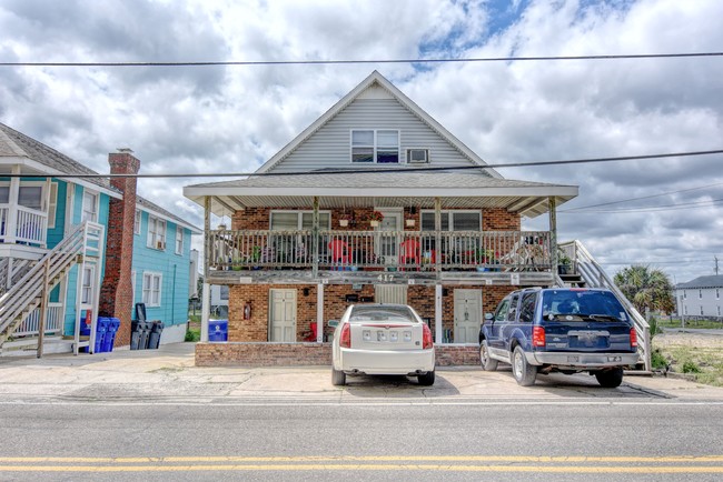 Foto del edificio - 417 Carolina Beach Ave N