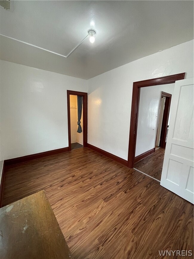 Building Photo - 298 Winslow Ave