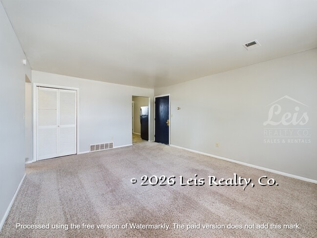 Building Photo - 405 N Owens Dr