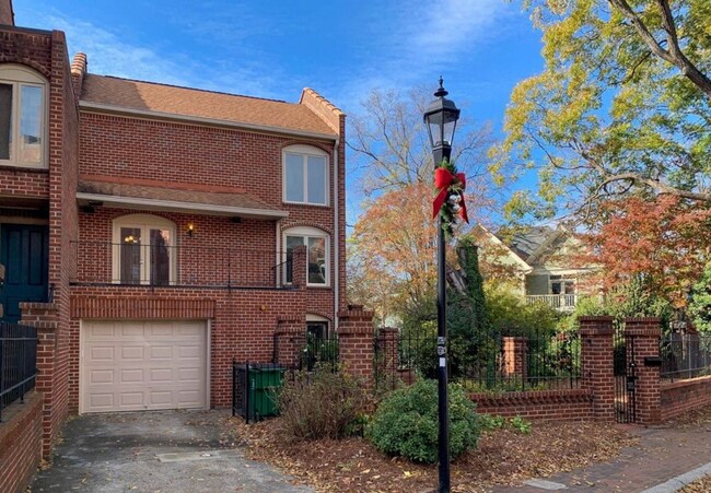 Foto del edificio - 315 Settlers Ln