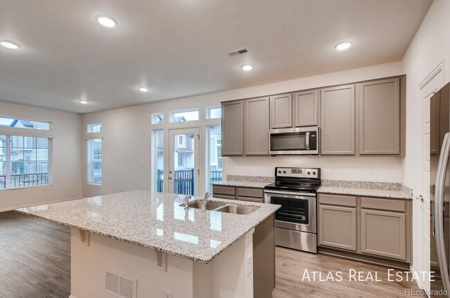 Foto del edificio - 3841 N Himalaya Rd