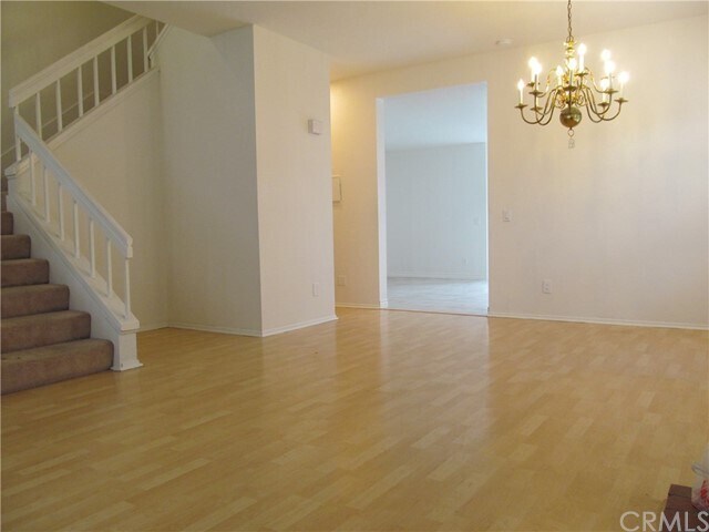 Building Photo - 462 Monroe