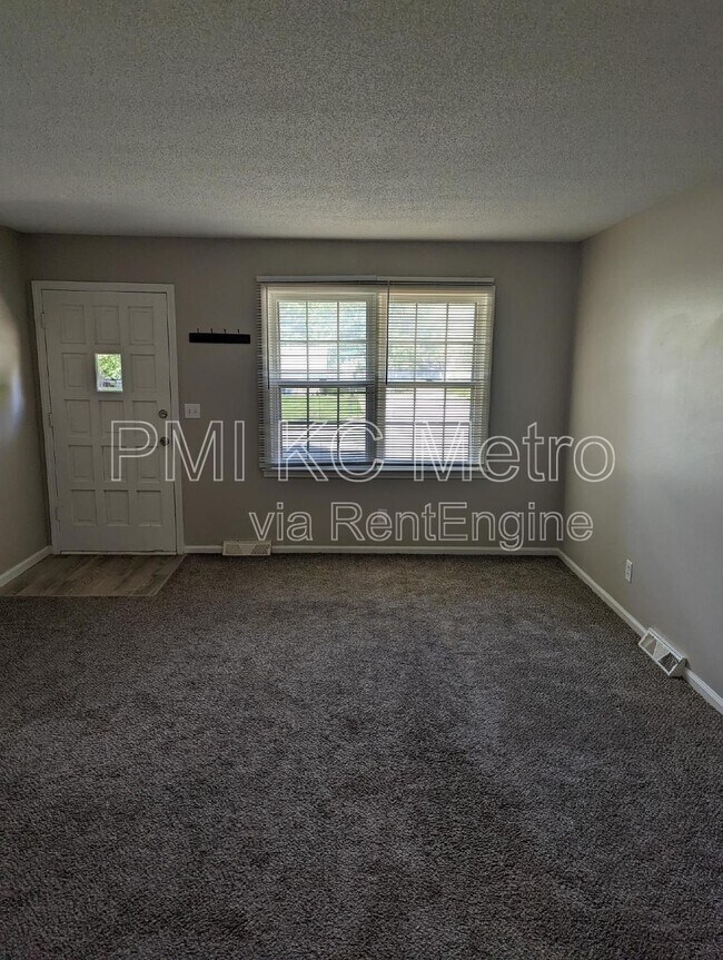 Foto del edificio - 806 NW 15 St