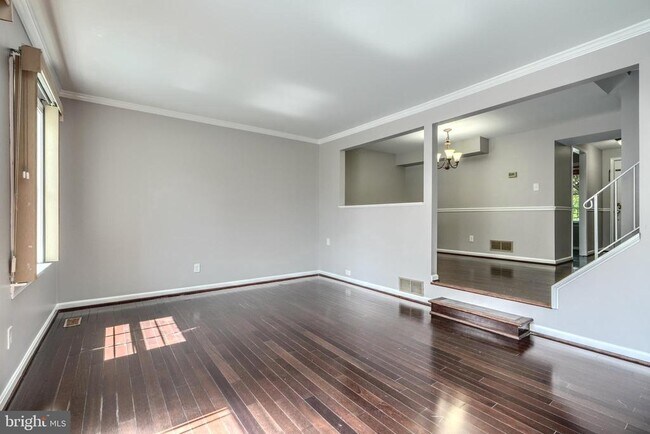 Foto del edificio - 9 Guinevere Ct