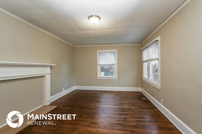 Building Photo - 1525 Effingham Rd