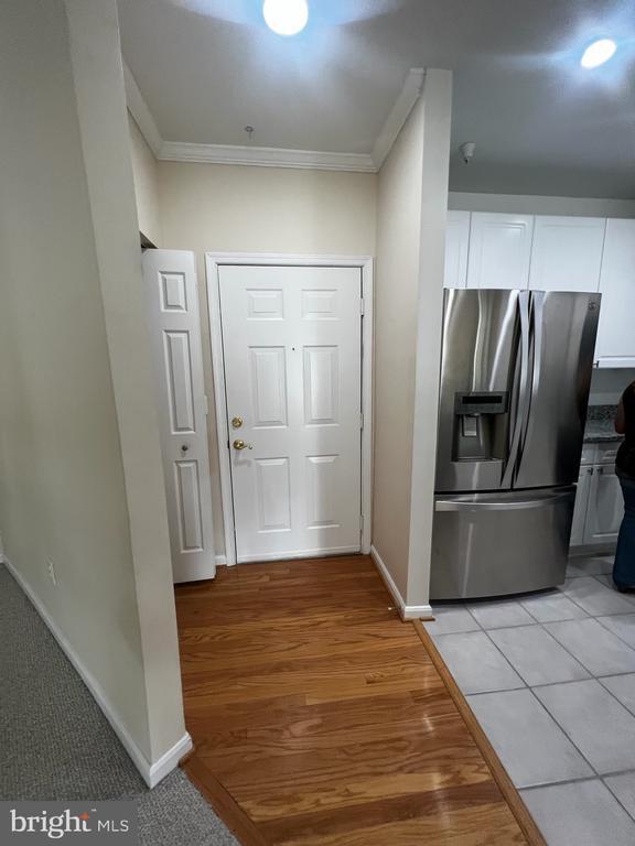 Foto del edificio - 2701 Bellforest Ct