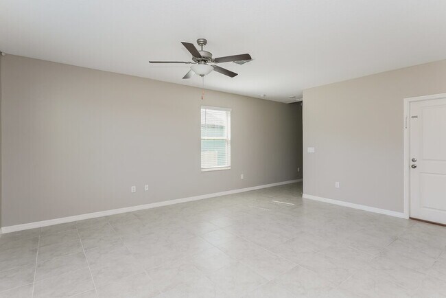 Building Photo - 4536 Eternal Prince Dr