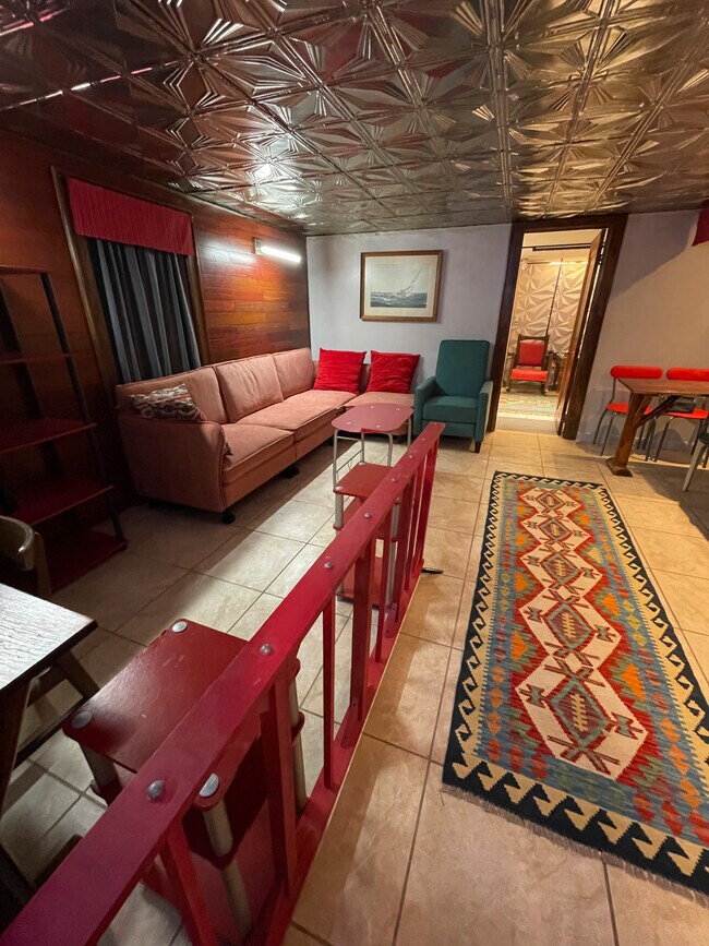 Foto del edificio - 4778 Rogers Rd