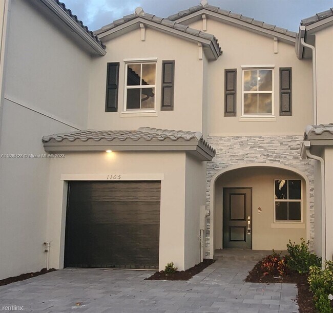 Foto del edificio - 3 br, 2.5 bath House - 1105 SE 27th Ter