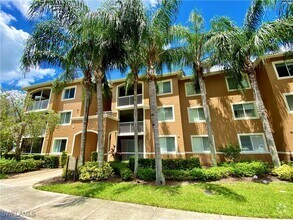 Building Photo - 1840 Florida Club Cir
