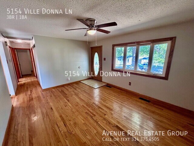 Foto del edificio - 5154 Ville Donna Ln