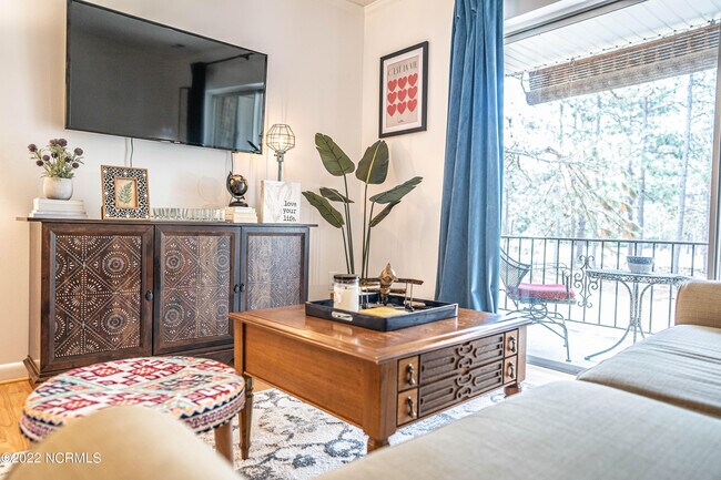 Foto del edificio - 331 Driftwood Cir
