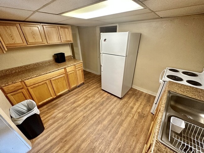 Building Photo - 20 Coffey Ln