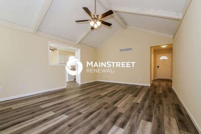 Foto del edificio - 3 Bedroom Pet-Friendly Home in BLUE SPRINGS, MO with Main Street Renewal
