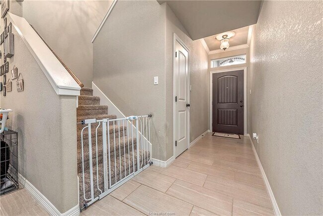 Foto del edificio - 2614 Kinnersley Ct