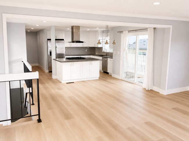 Foto del edificio - Stunning Manhattan Beach Condo - 5 Minutes From The Beach!