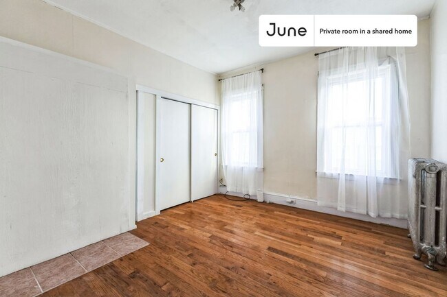 Foto del edificio - Room in Shared 5 bed/1 bath home in Harvard Square (Cambridge)