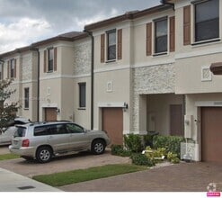Building Photo - 10011 SW 231st Ln