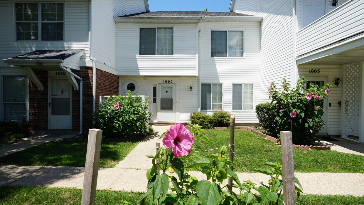 1002 Condo Dr Unit 1002, Rolla, MO 65401 Condo for Rent in Rolla, MO