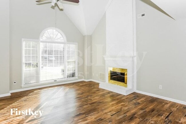 Foto del edificio - 5808 Birchfield Ln NW