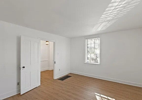 Building Photo - 211 Mill St