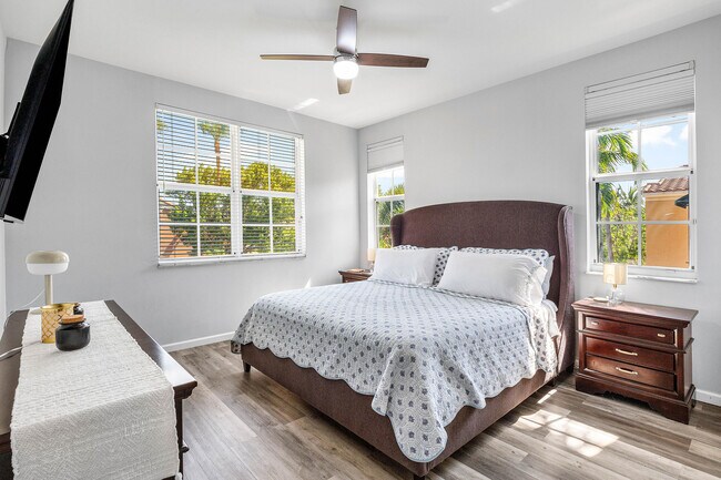 Foto del edificio - 11780 St Andrews Place