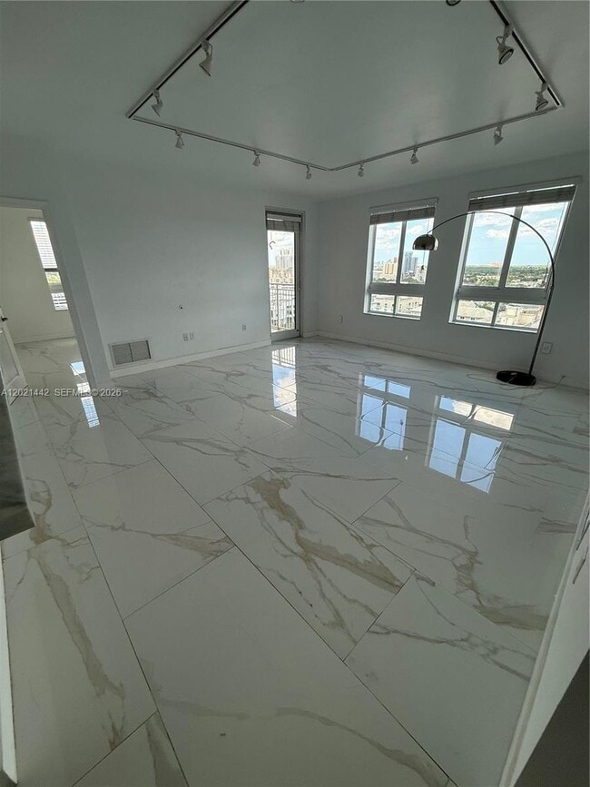 Foto del edificio - 7350 SW 89th St
