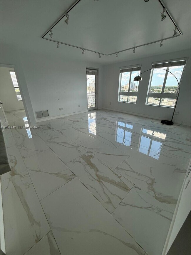 Building Photo - 7350 SW 89th St