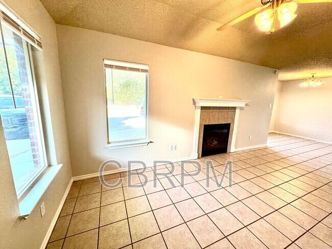 Foto del edificio - 3101 110th St