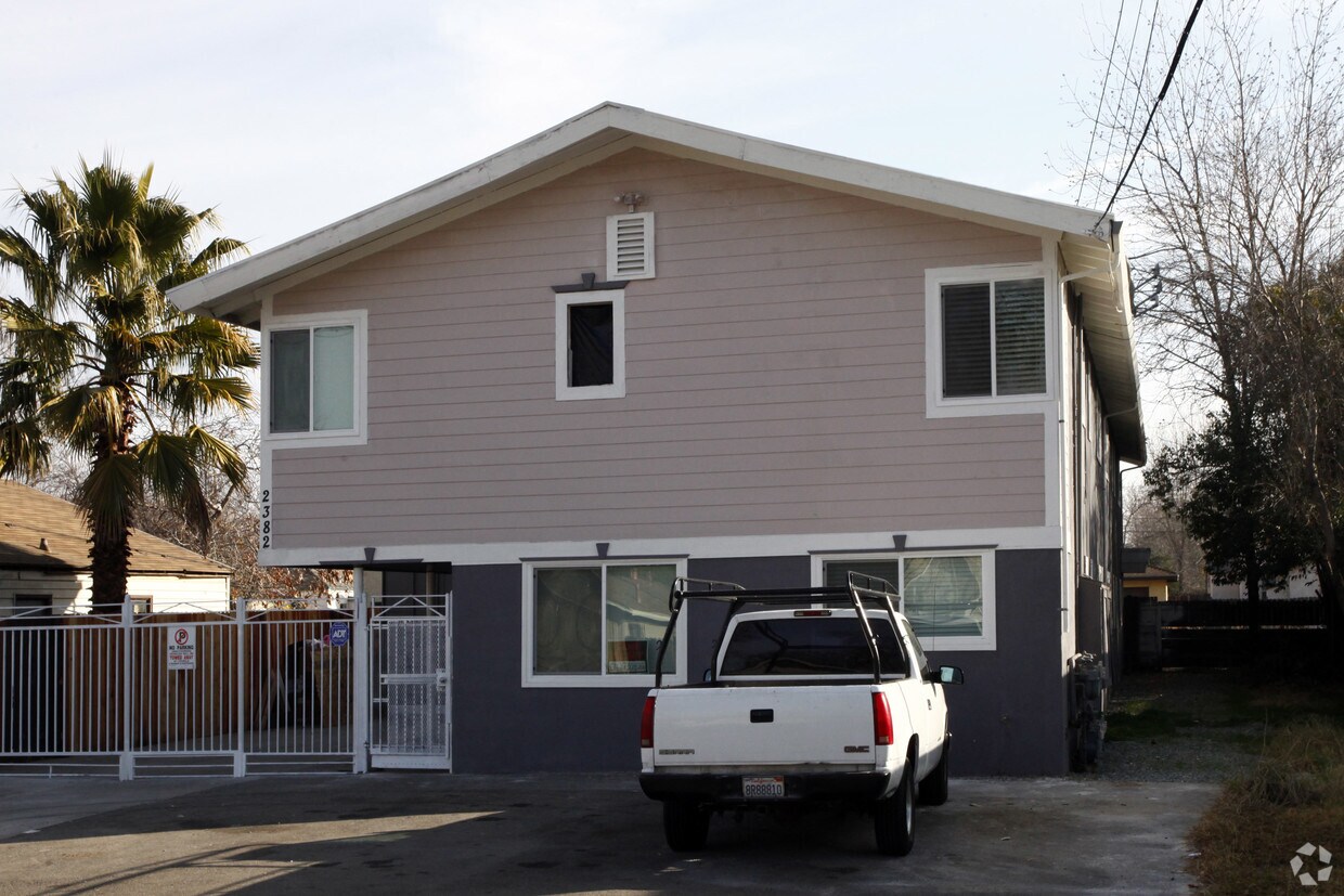 Foto del edificio - 2382 Boxwood St