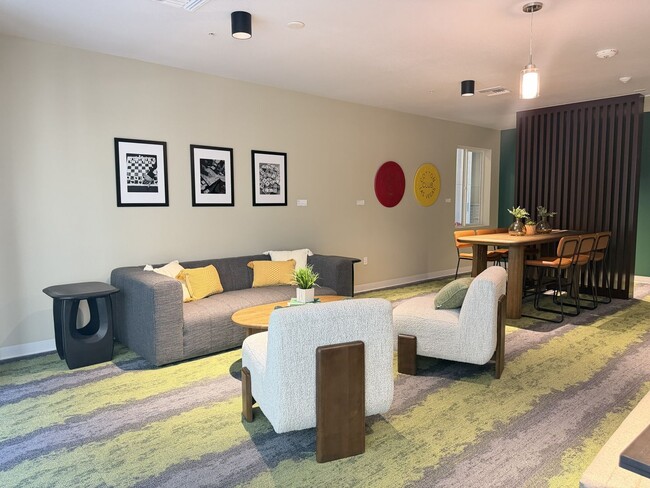 Interior Photo - ShareWESTSIDE