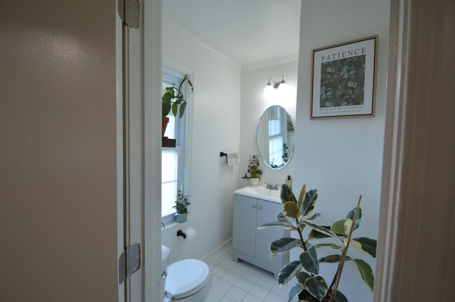 Half Bath - 3337 Ladino Ct