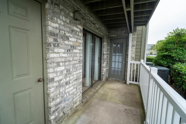 Building Photo - 4712 Cobblestone Dr