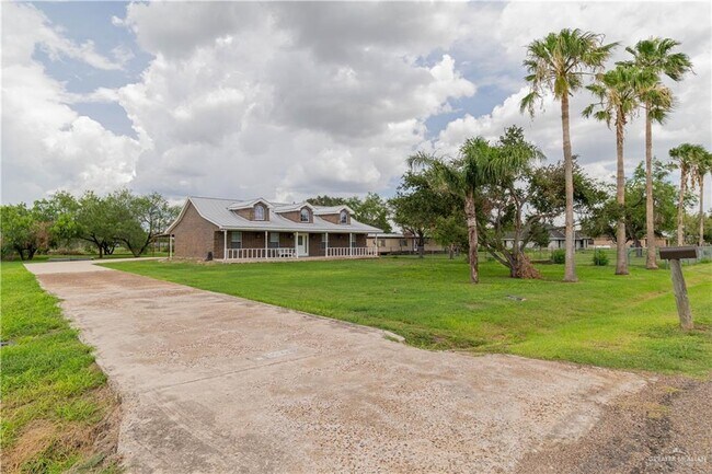Foto del edificio - 12604 Taylor Rd