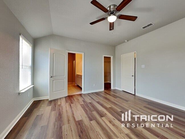 Foto del edificio - 4225 Elderberry St
