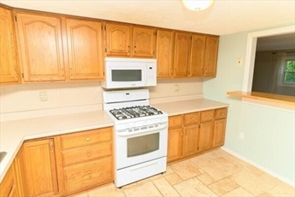 Foto del edificio - 10 Fair Oaks Rd