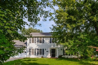 Building Photo - 3761 Apple Way