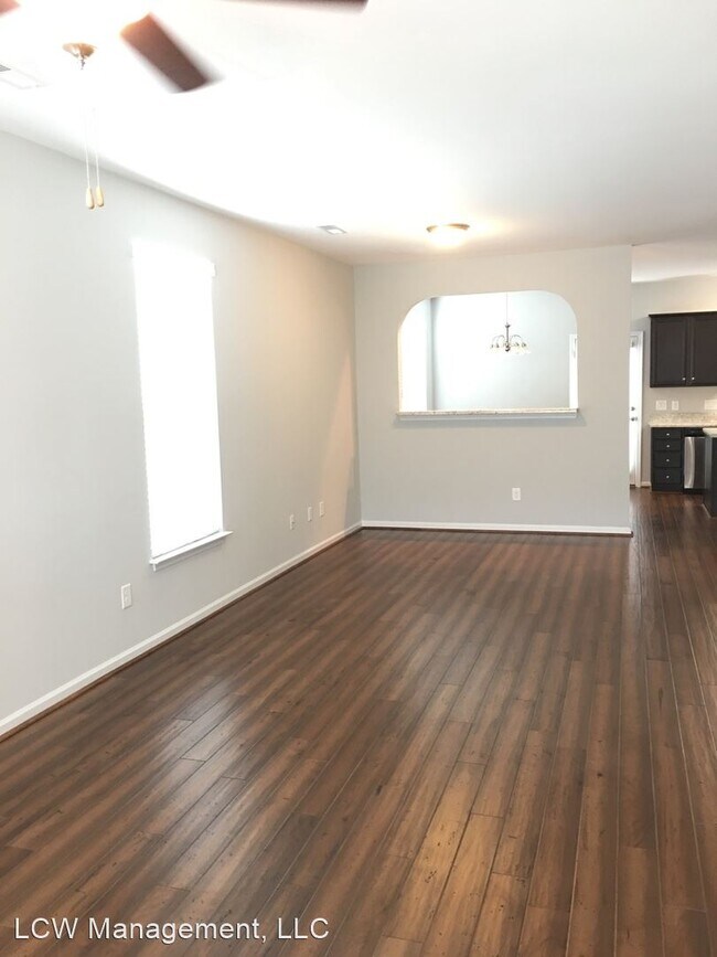 Building Photo - 3 br, 2.5 bath House - 5520 Farm House Trail