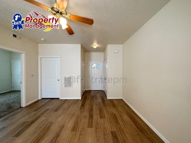 Building Photo - 10077 W Rifleman Ln