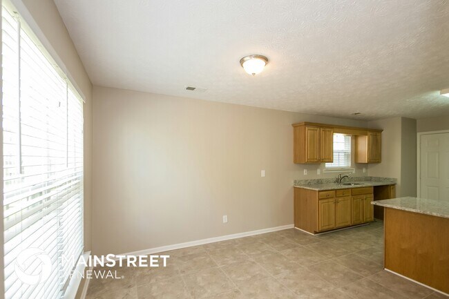 Foto del edificio - 9535 Lakeview Rd