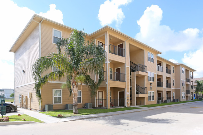 Apartments On The Island Corpus Christi