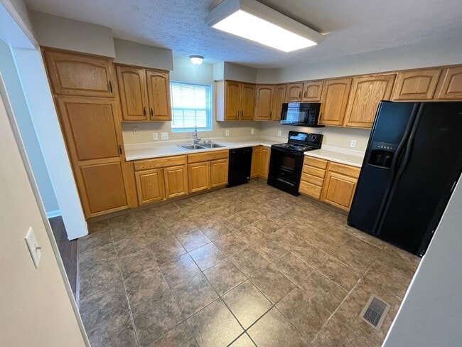 Foto del edificio - Home For Rent in Shelbyville KY