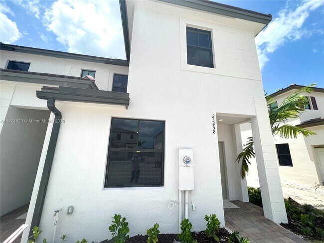 Building Photo - 23458 SW 127th Pl