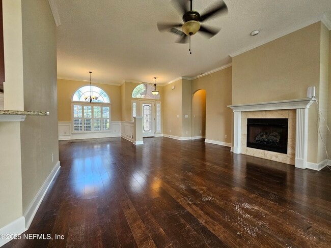 Building Photo - 14414 Cherry Lake Dr W